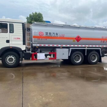 26方油罐車與攪拌車 工程物流的黃金搭檔